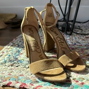 Sam Edelman heeled sandal in nude suede